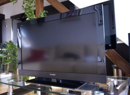 Sony KDL 32CX520 1