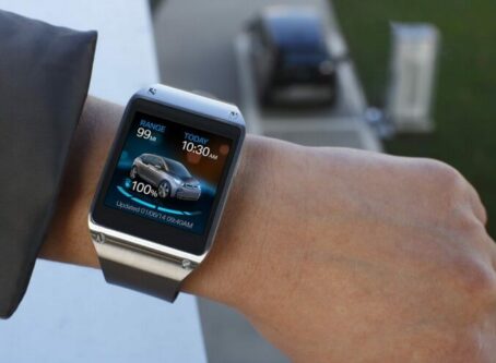 Galaxy Gear and BMW i3 1