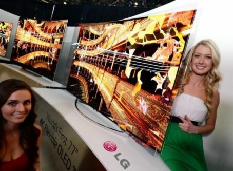 LG FLEXIBLE OLED 2