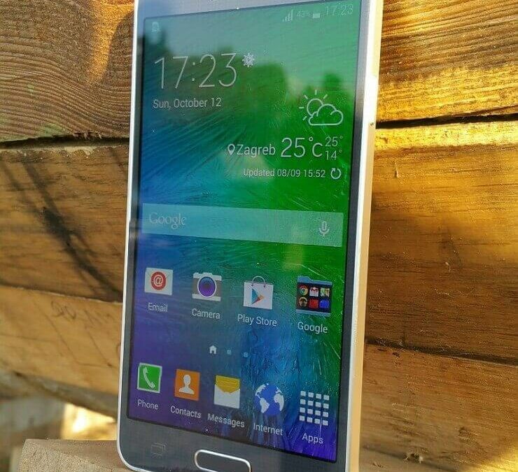 Samsung Galaxy Alpha recenzija 3