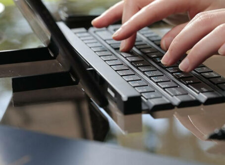 LG Rolly Keyboard 4