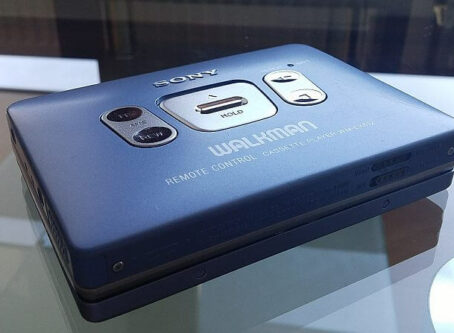 Sony Walkman WM EX612 2