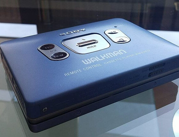 Sony Walkman WM EX612 2