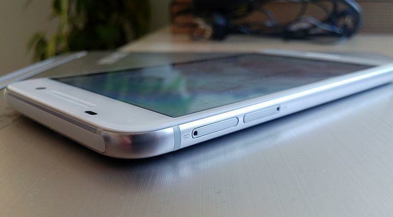 HTC One A9 10