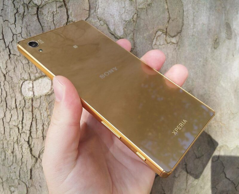 Sony Xperia Z5 zlatna 8