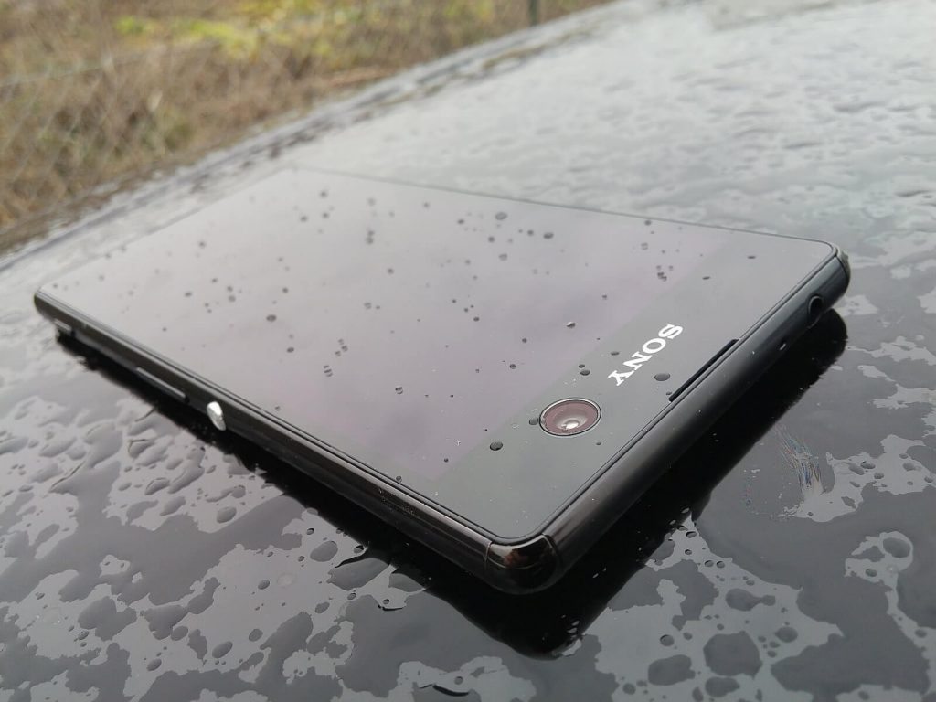 Sony Xperia M5 6
