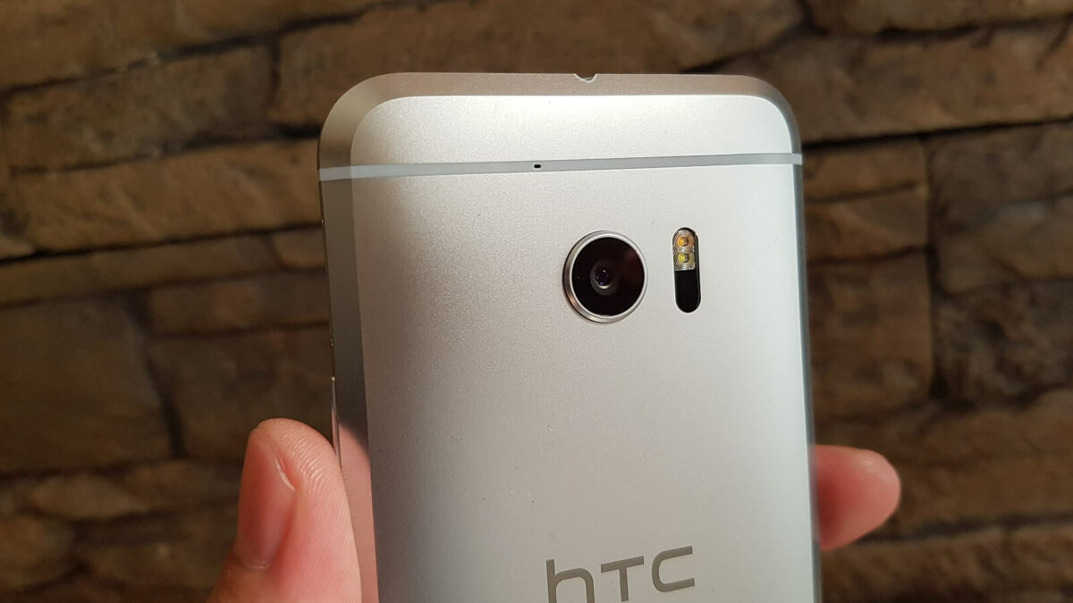 HTC 10 recenzija 3