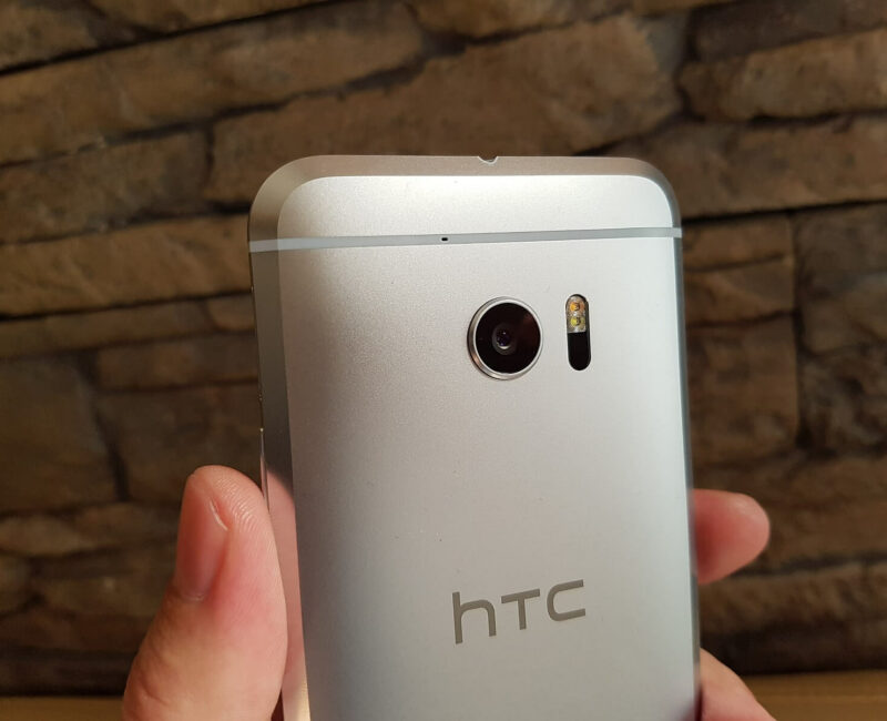 HTC 10 recenzija 3