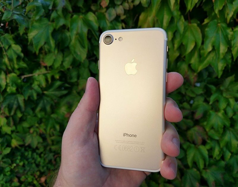 Apple iPhone 7 7 2