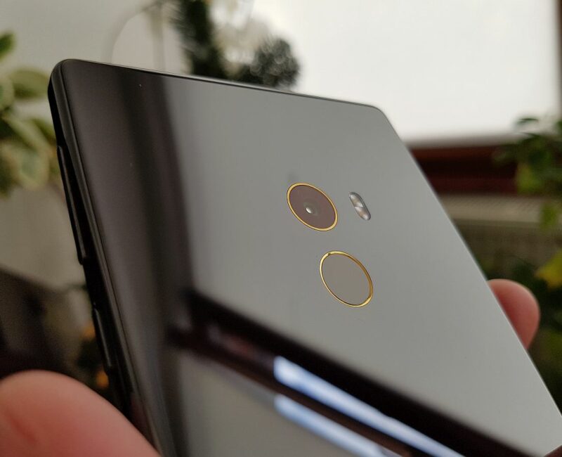 Xiaomi Mi Mix 3