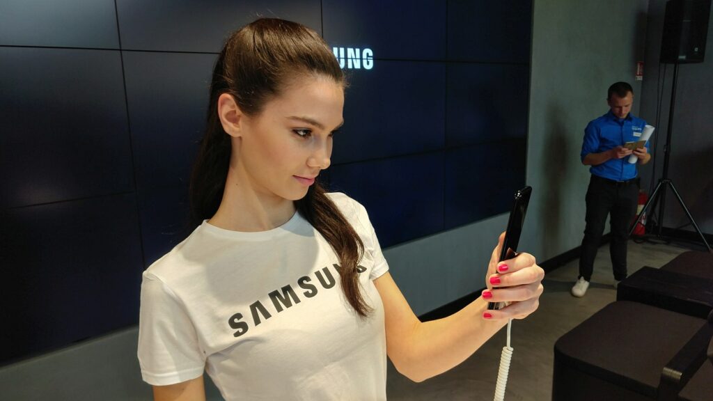 Samsung S8 hands on 3