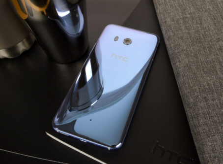 HTC U 11 14