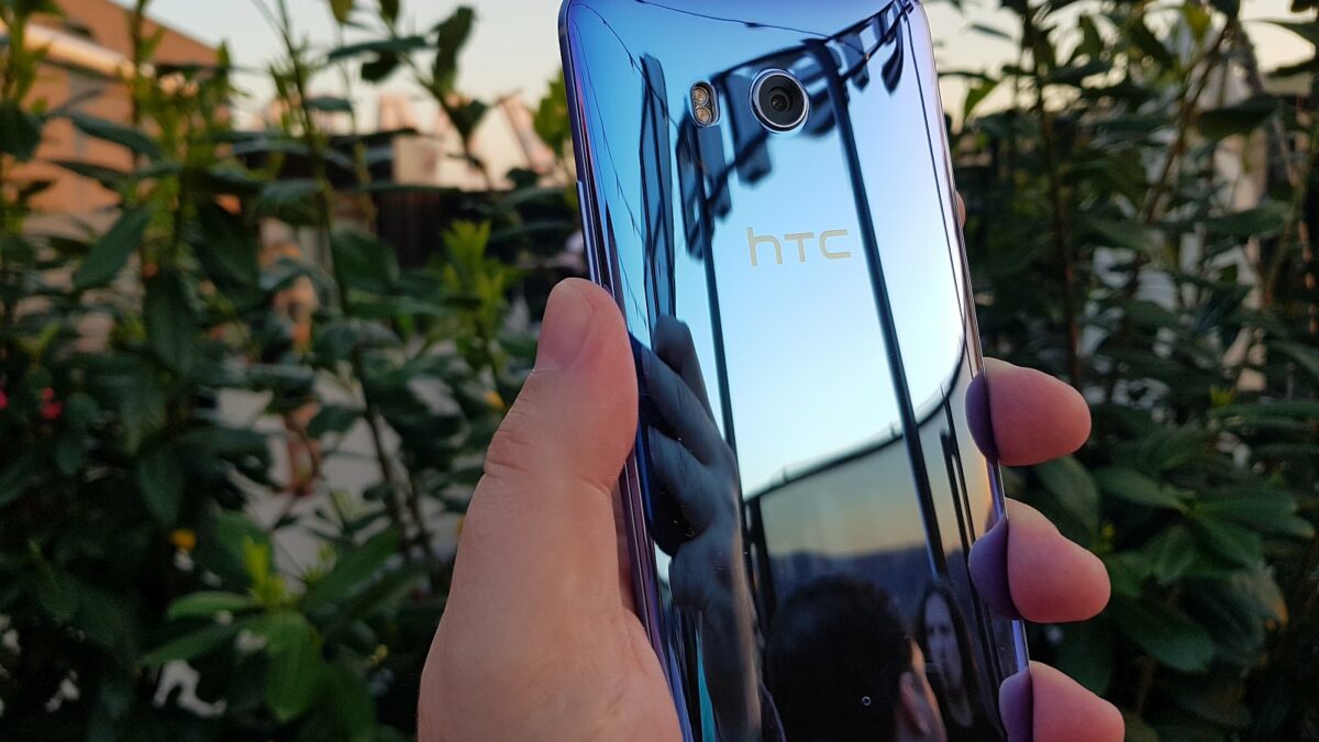 HTC U11 3