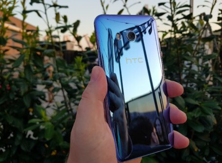 HTC U11 3