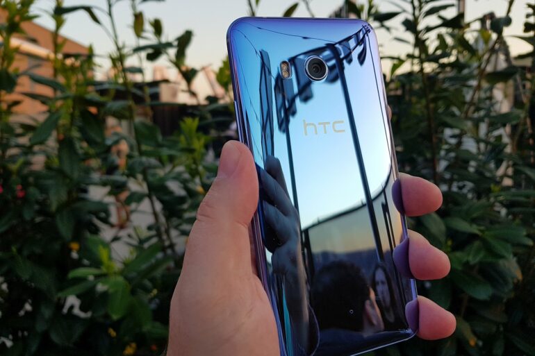 HTC U11 3
