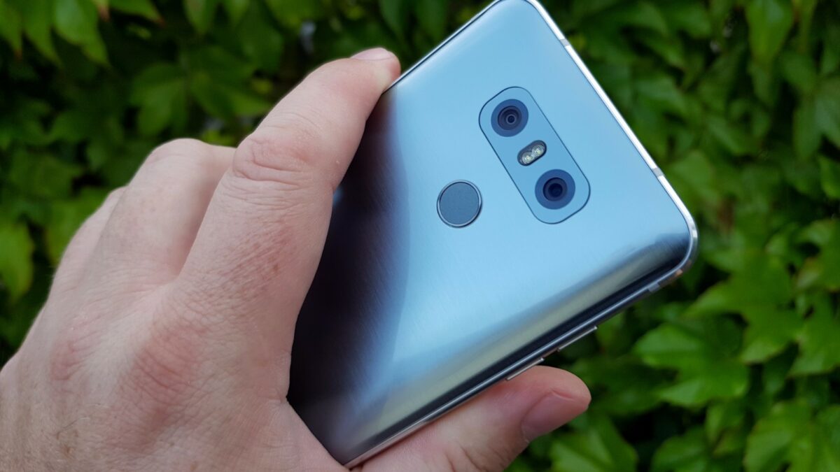 LG G6 8