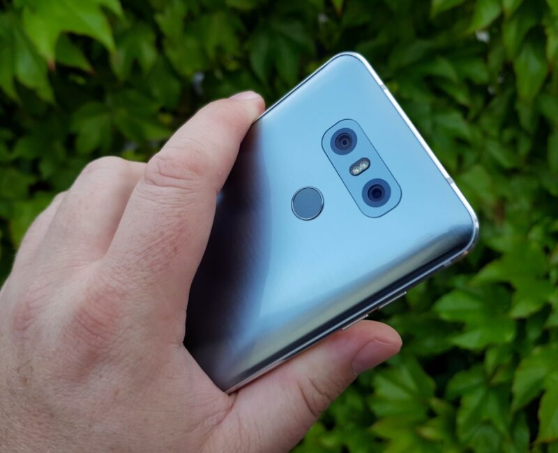 LG G6 8