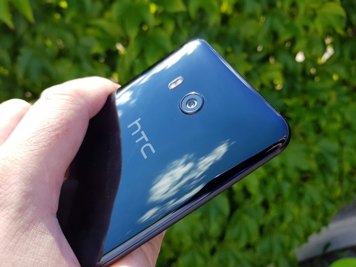 HTC U11 3