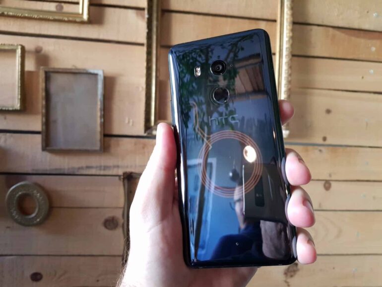 HTC U11 1