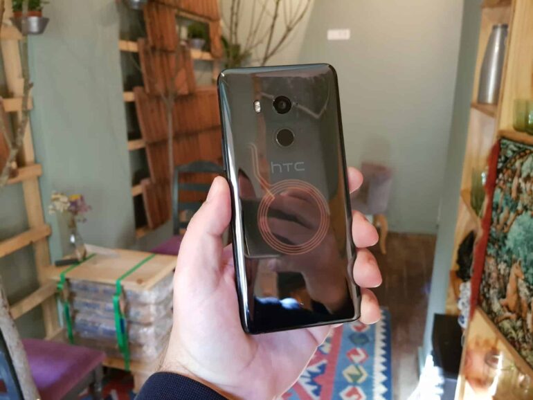 HTC U11 3