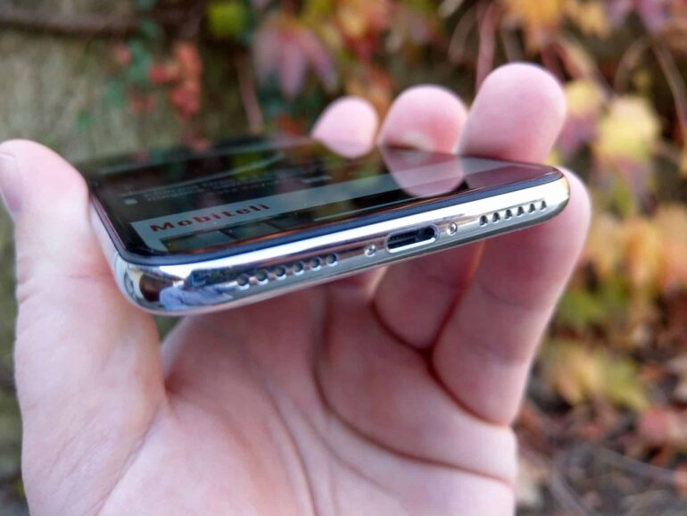 iPhone X 13