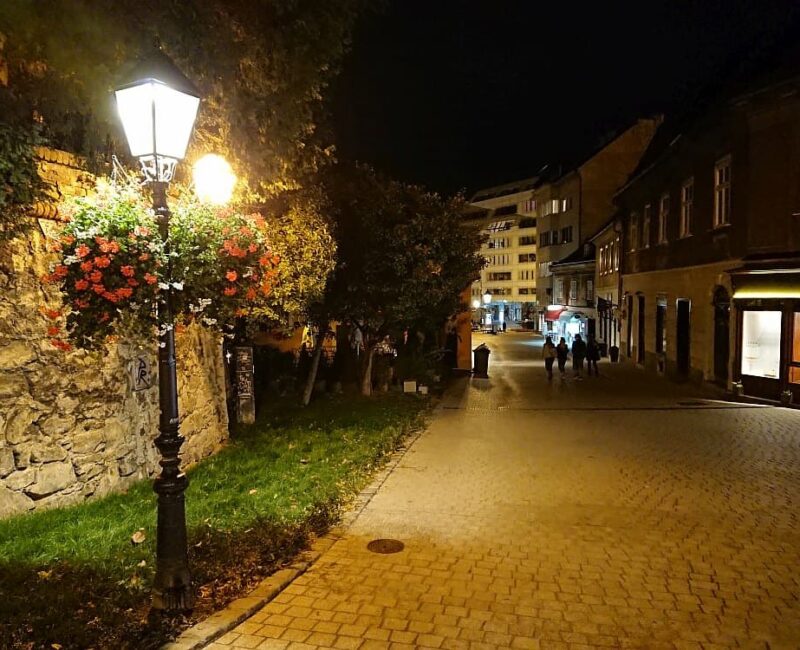 low light usporedba