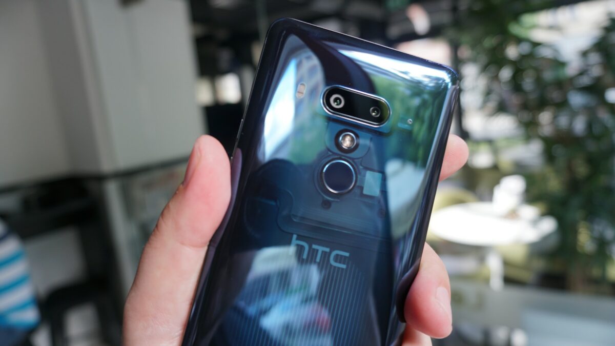 HTC U12 15
