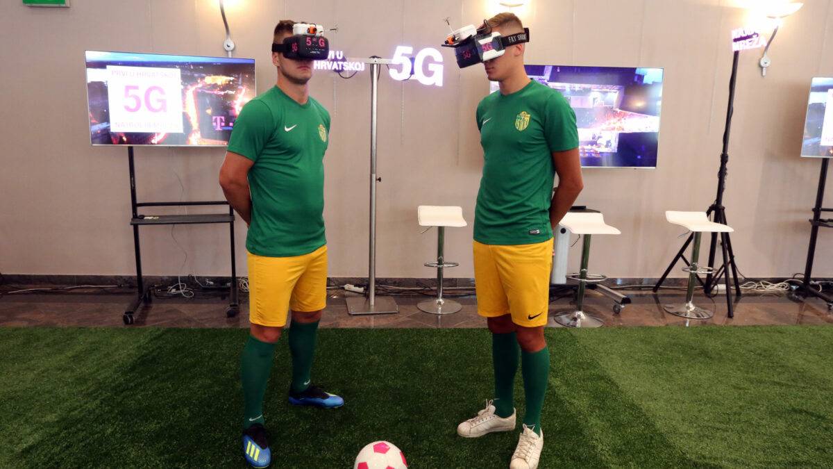 Elvis Trešnjić i Antonio Gračić nogometaši NK Istre 1961 scaled