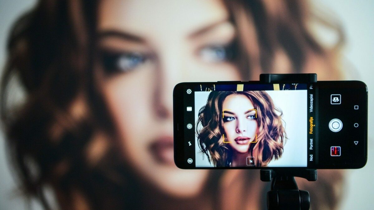 Huawei Mate 20 Pro launch event