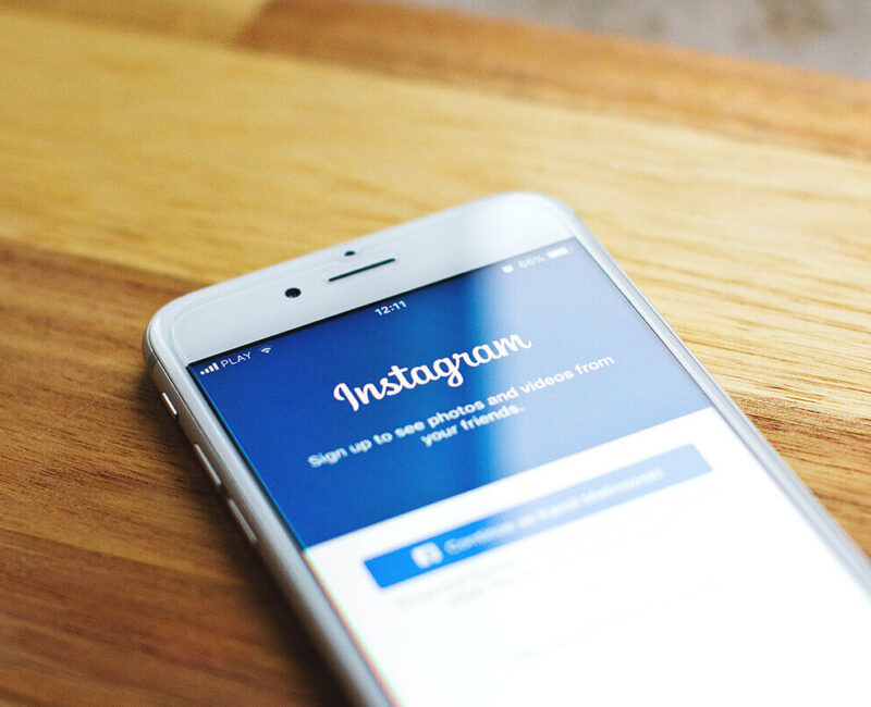 insta mobile