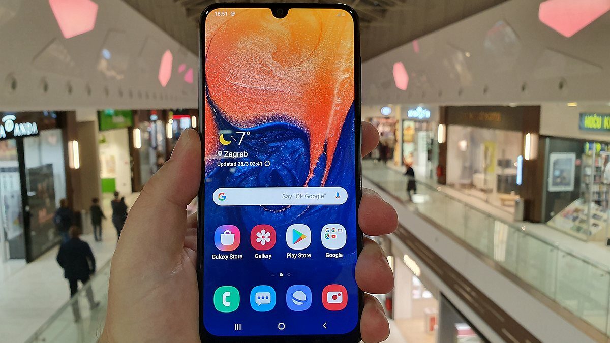 Samsung Galaxy A50 9
