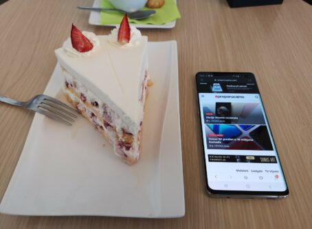 Samsung S10 12