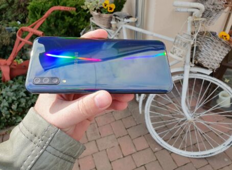 Samsung Galaxy A50 9