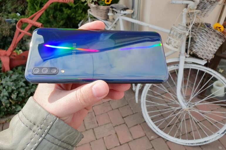 Samsung Galaxy A50 9