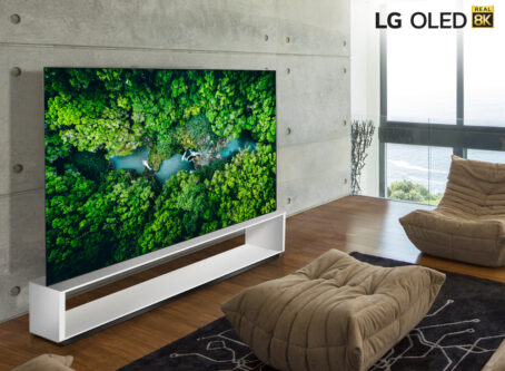 LG SIGNATURE OLED 8K TV 88ZX 02