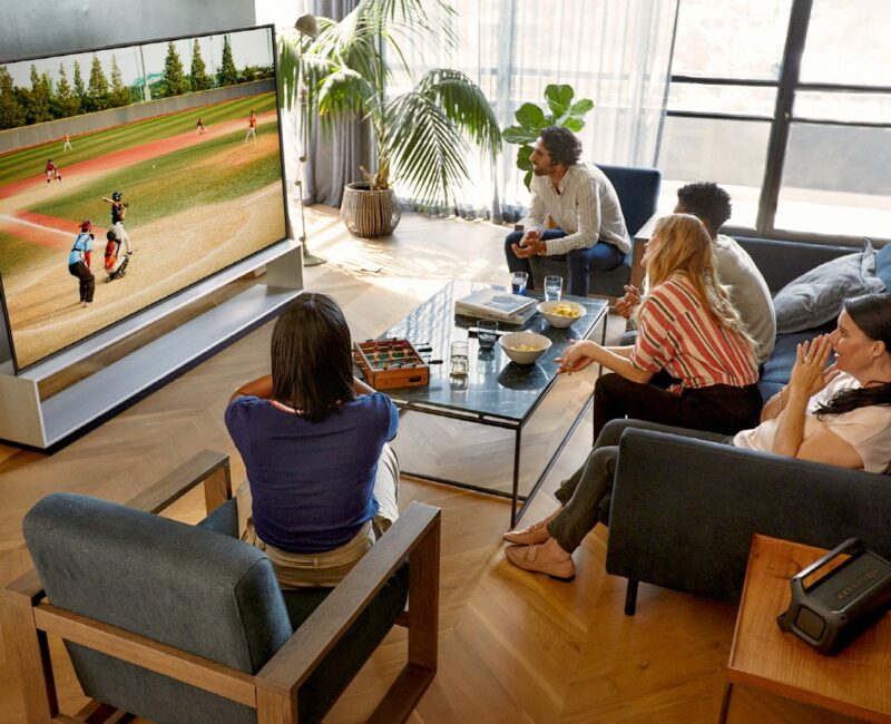 LG SIGNATURE OLED 8K ZX Sports