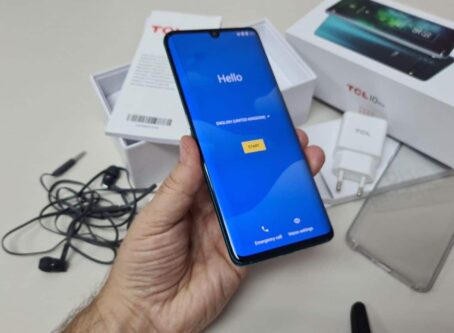 TCL 10 Pro