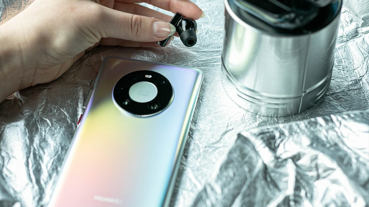 Huawei Mate 40 Pro dostupan u prednarudzbi uz vrijedne poklone 5