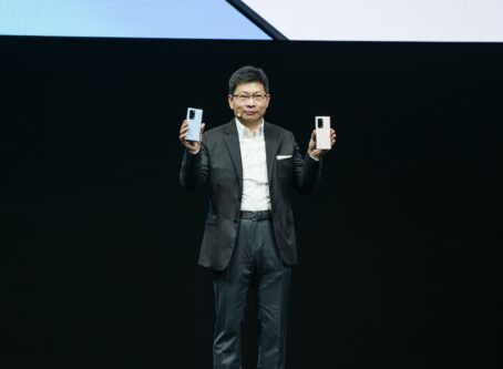 Huawei Mate X2 1
