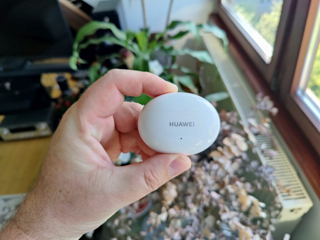 Huawei FreeBuds 4i 1 2