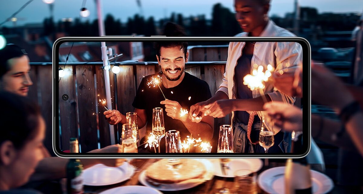 Galaxy A52 PDP 04 JPG