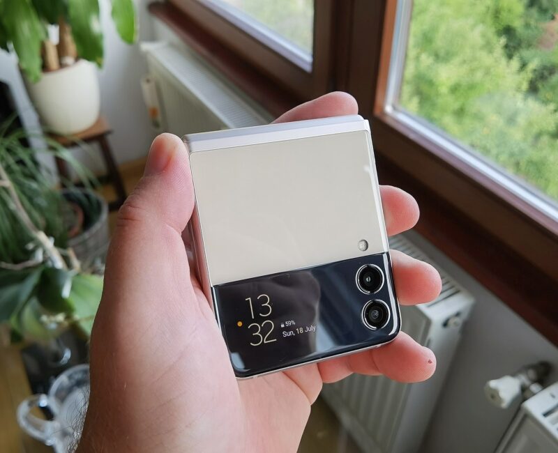 Galaxy Z Flip3 5G 2