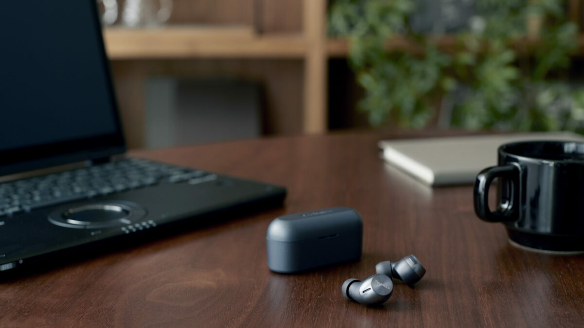 Technics EAH AZ40 II scaled