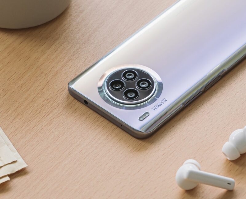 nova 8i