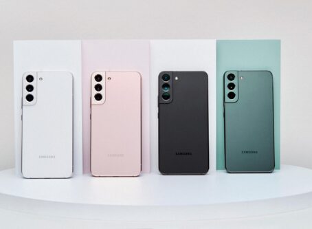 Galaxy S22 Plus Group Image