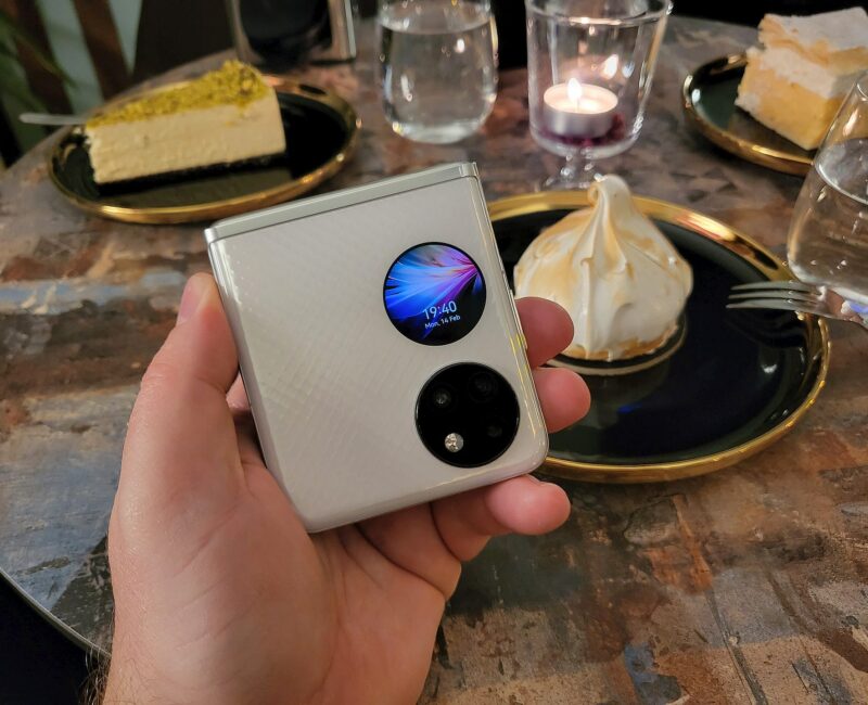 Huawei P50 Pocket 13