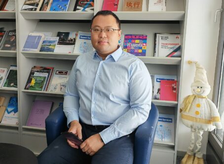 Xu Dong 2