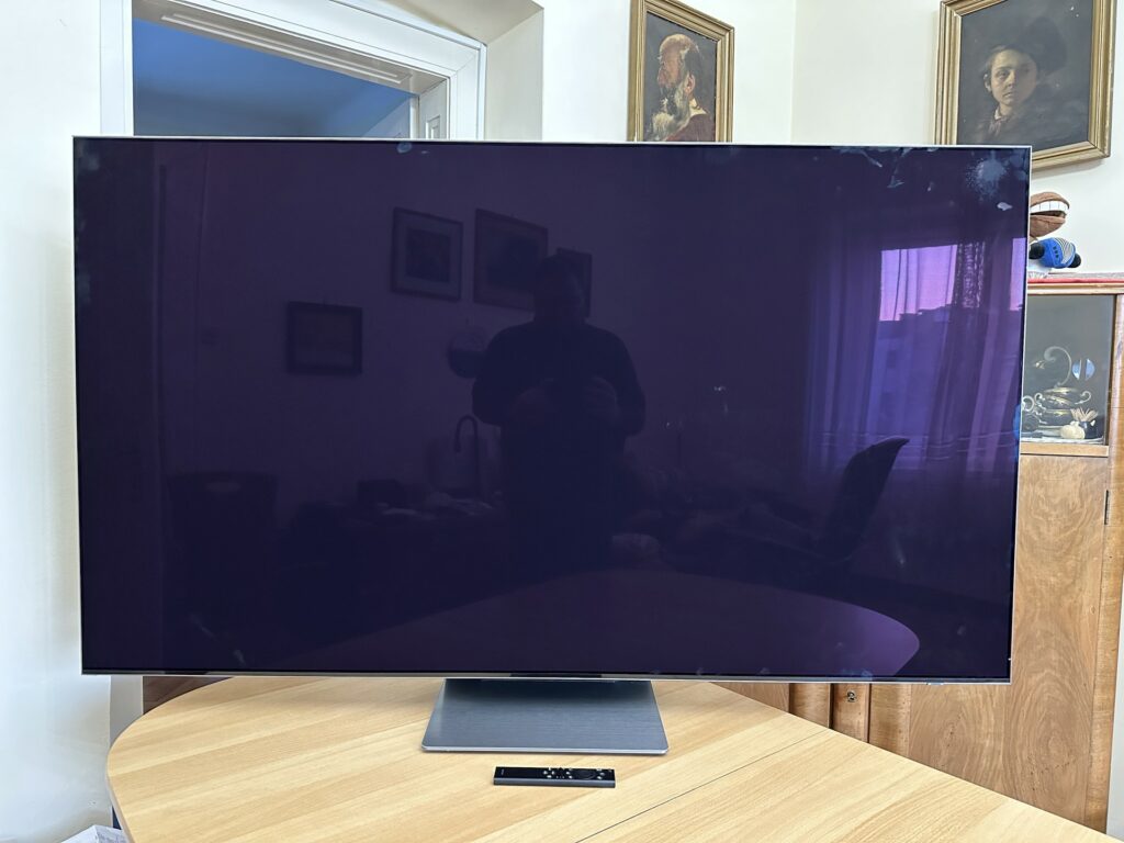 Samsung QD OLED TV QE65S95B 46
