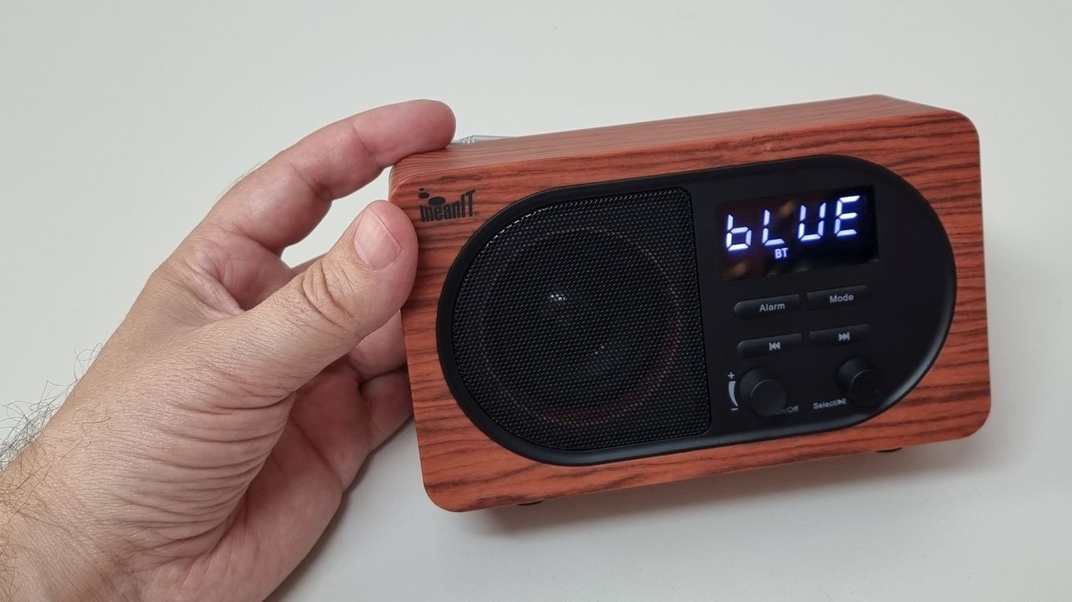 meanIT radio alarm sat i Bluetooth zvucnik B4 3