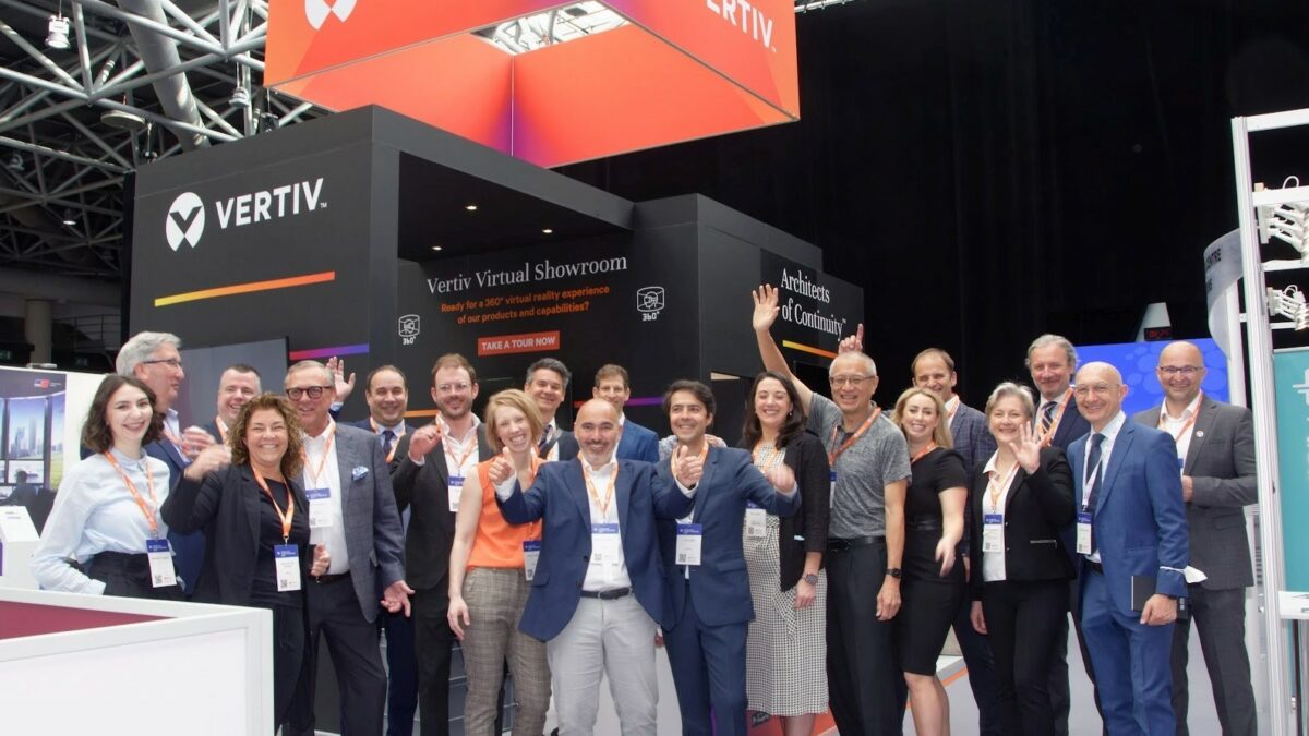 Vertiv team Datacloud Global Congress 2022